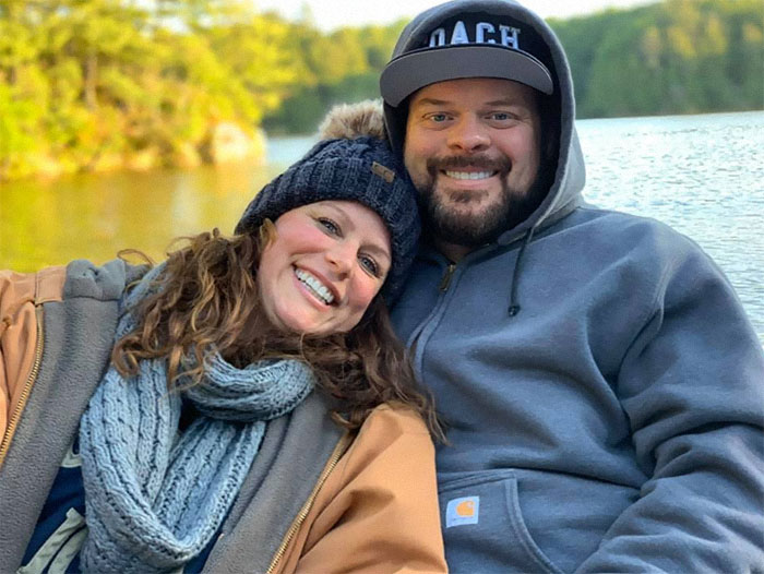 Husband Sets Up Weekly Date Nights Outside Hospital Window As His Wife Waits To Give Birth