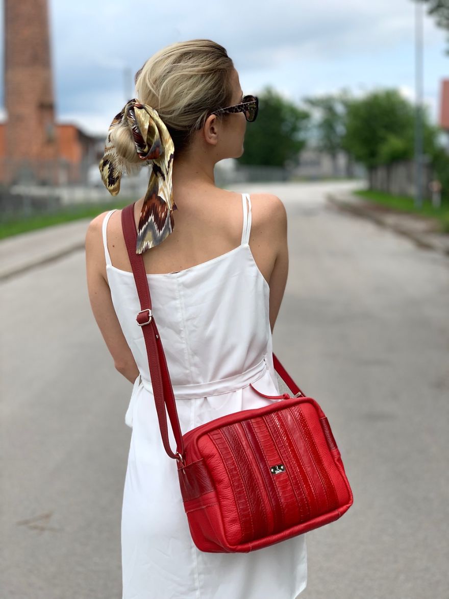 20 Unique Extraordinary Handcrafted Bags That Will Help You Express Your Individuality 20 Unique Extraordinary Handcrafted Bags That Will Help You Express Your Individuality
