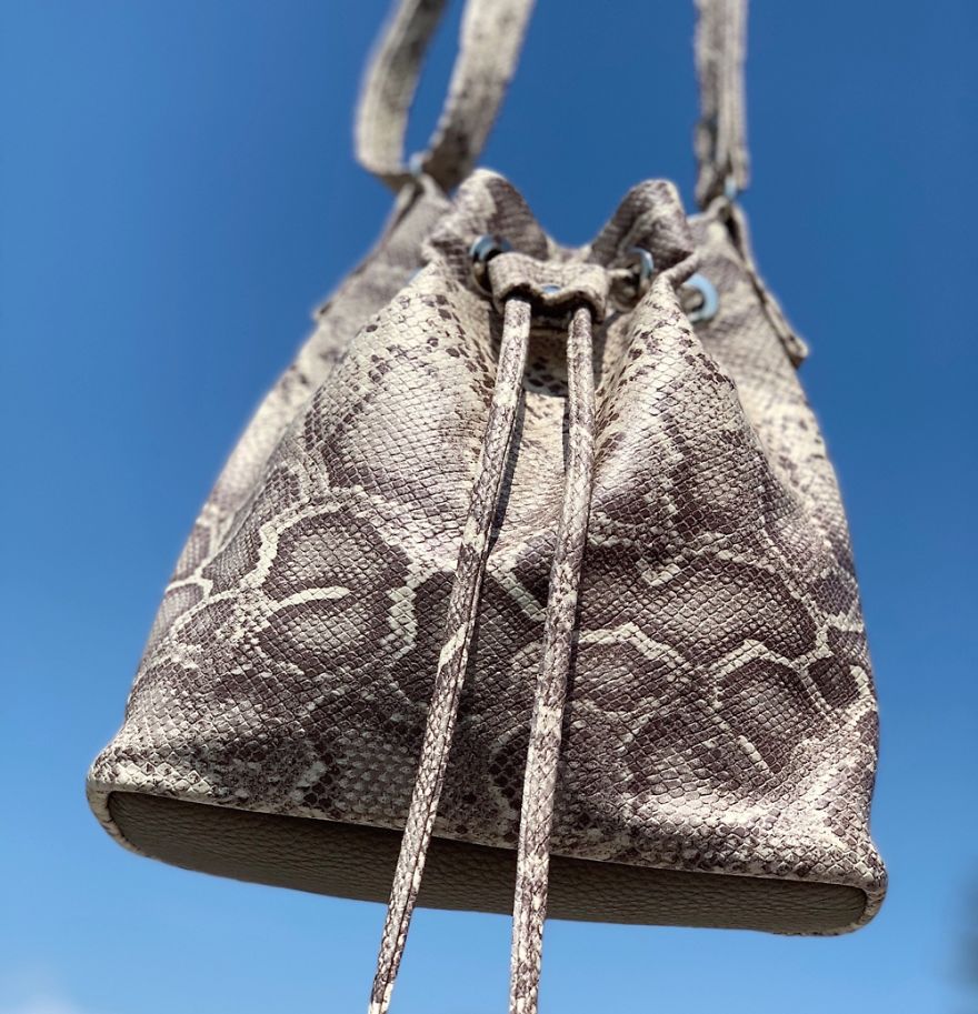 20 Unique Extraordinary Handcrafted Bags That Will Help You Express Your Individuality