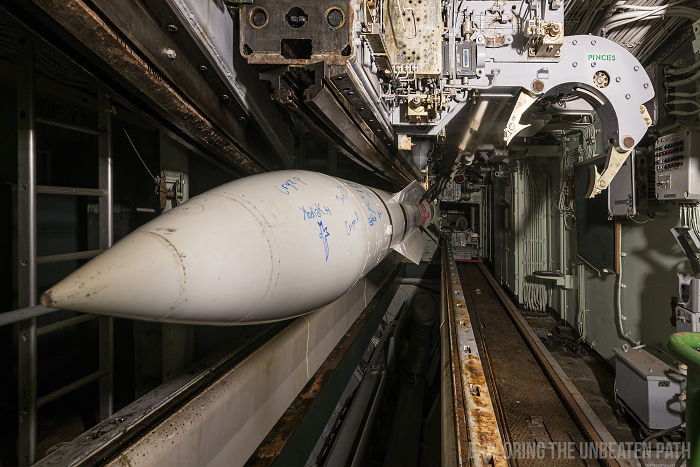 Guy Sneaks Inside Decommissioned Warships, Shows The Cool Stuff That Was Left Behind