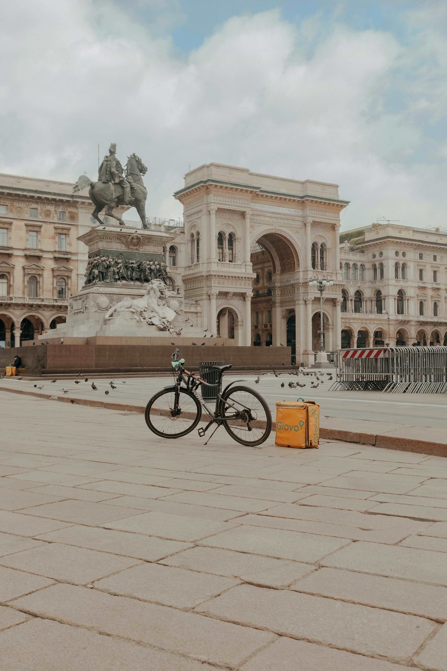 I Photographed The Italian Streets During The Quarantine And This Is What I Saw: Riders Saved Us!