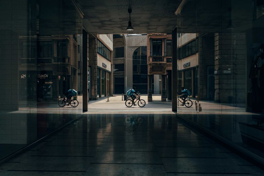 I Photographed The Italian Streets During The Quarantine And This Is What I Saw: Riders Saved Us!