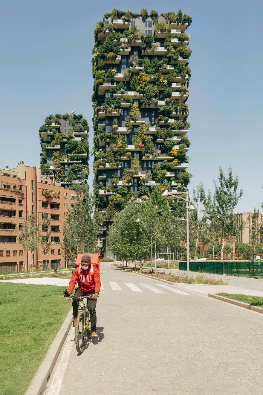 I Photographed The Italian Streets During The Quarantine And This Is What I Saw: Riders Saved Us!