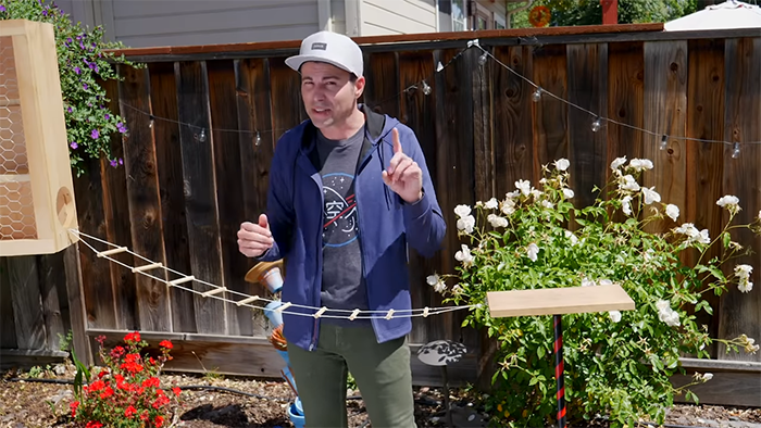 Former NASA Engineer Builds The Perfect Squirrel-Proof Bird Feeder And Watches Them Battle For The Treats