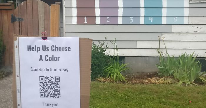 Family Asks Neighbors To Pick Their Next House Color By Creating A Survey, Gets Over 110,000 Votes
