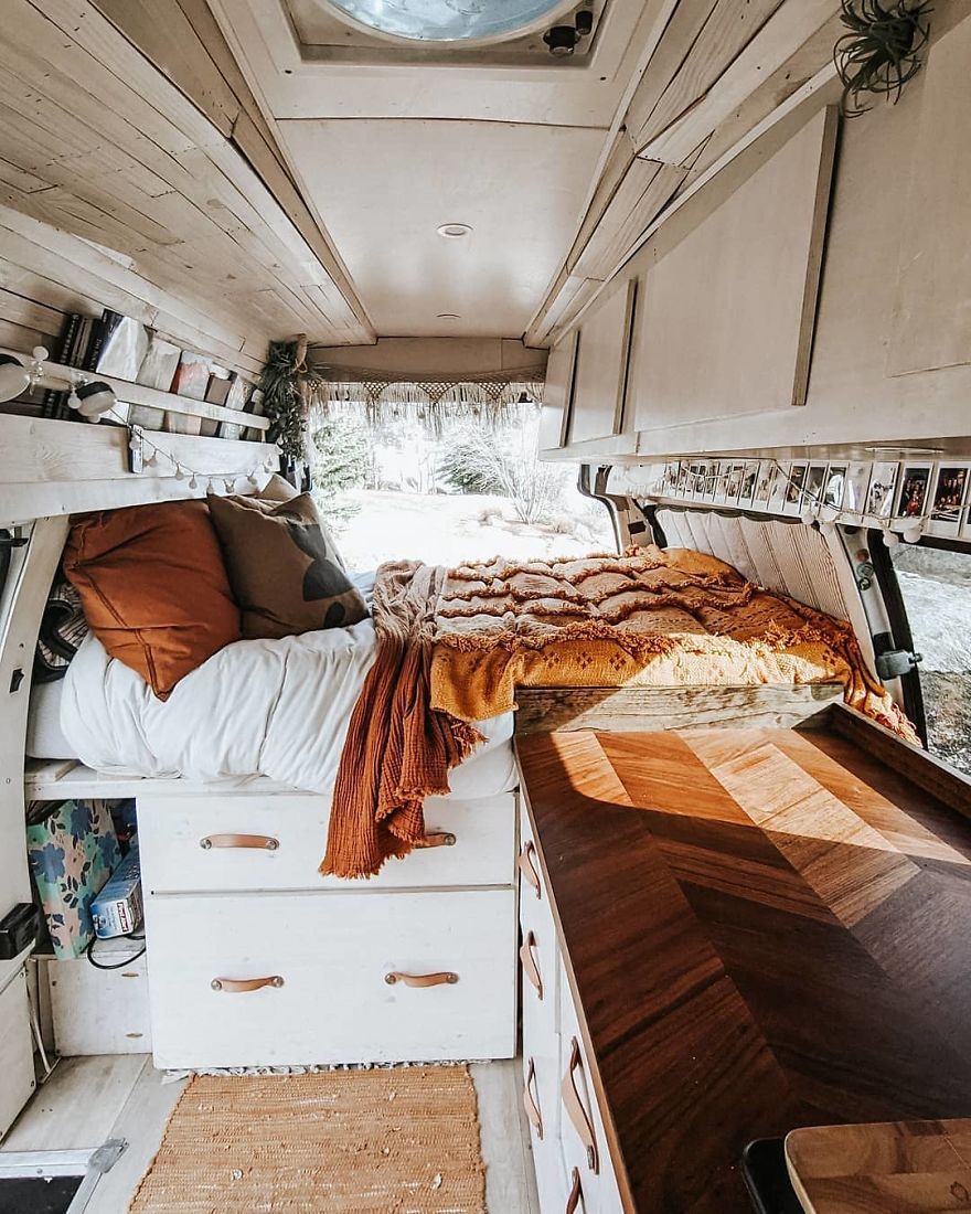 Stunning Self Converted 06' Chevy Express Van.