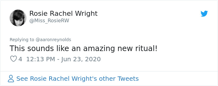 Guy With Poor Eyesight Thinks His Cat Is Climbing Into A Hammock, Realizes It's An Unwelcome Guest Too Late