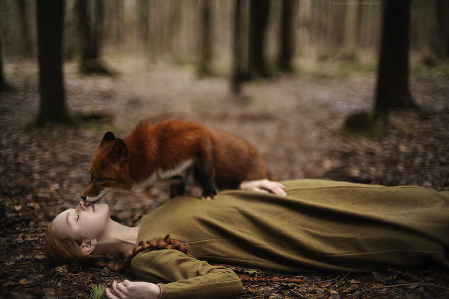 I Photograph Beautiful Redheads With Fiery Foxes (12 New Pics)