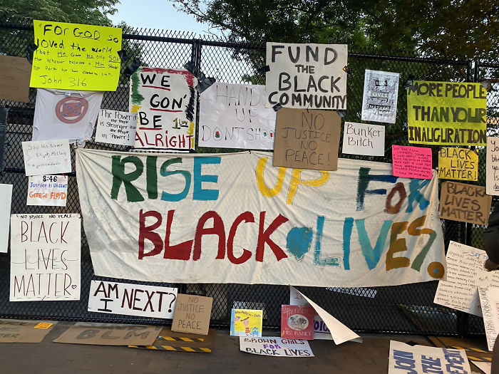 Protesters Turn White House Fence Into A 1.7-Mile Monument To Racial Justice Protesters Turn White House Fence Into A 1.7-Mile Monument To Racial Justice