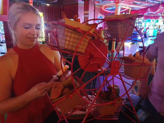 We Wheely Wanted Plates