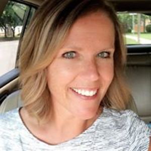 julieyoung_1999 avatar