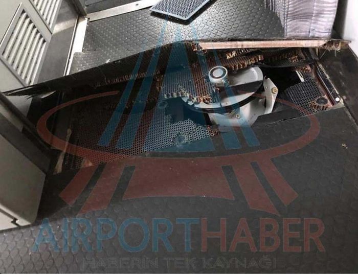 Plane Lands So Heavily The Landing Gear Comes Through The Floor