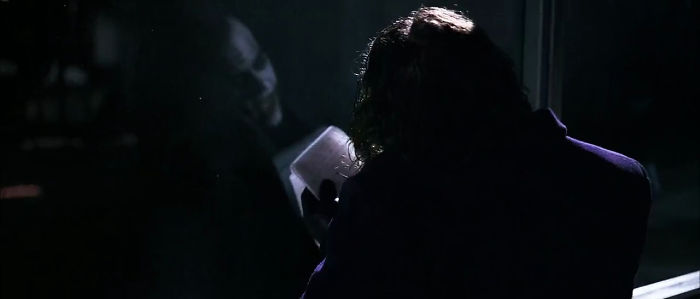In The Dark Knight, The Joker Says He Hates Schemers And Claims He's A Man Without A Plan. Later On During The Boat Scene, He Is Shown Reading His Monologue From A Notebook, Highlighting His Hypocrisy