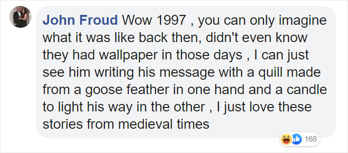 Woman Strips Down Wallpaper, Finds A Piece Of Advice From 1997 From The Previous Owner Underneath It Woman Strips Down Wallpaper, Finds A Piece Of Advice From 1997 From The Previous Owner Underneath It