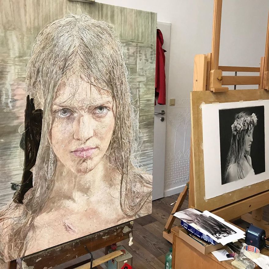 33 Hyper-Realistic Women In Magazine Poses With Their Flaws And Imperfections That Look Like Photographs