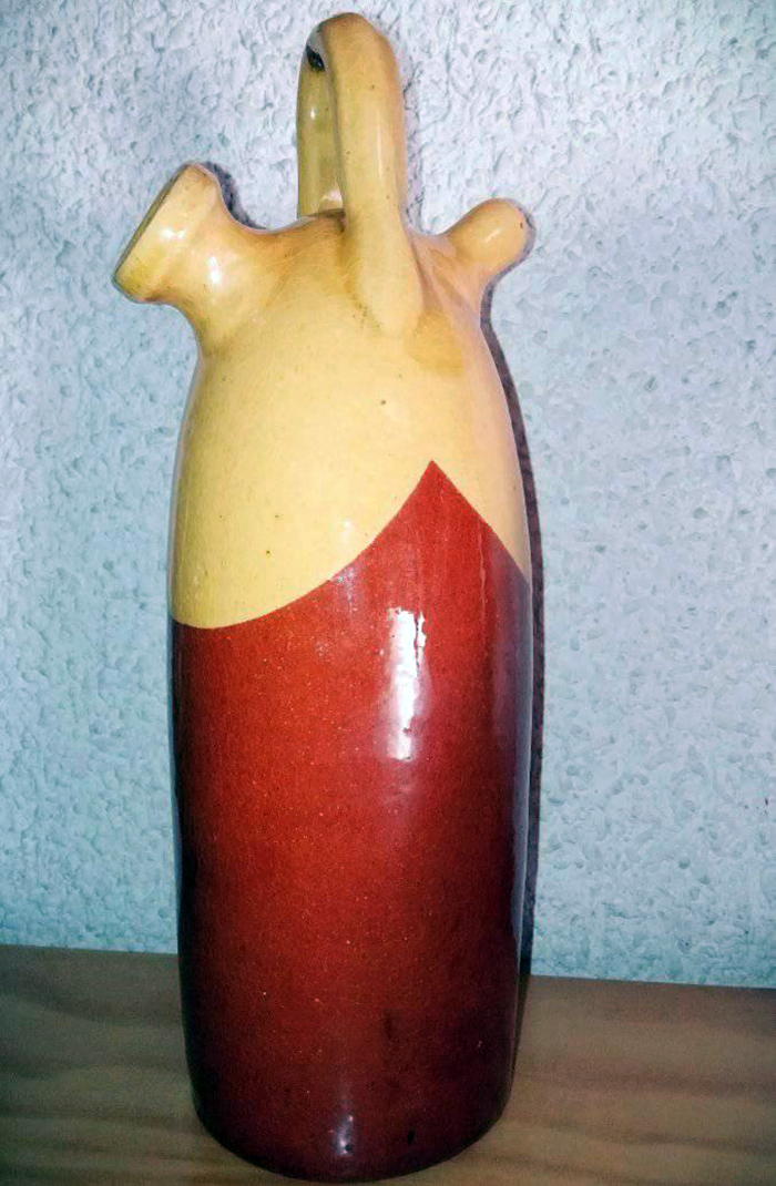 This Is Called Botijo, Apparently A Weird Thing Beyond Spain And Latam. You Pour Water Inside And It Keeps It Cool, You Don't Need A Fridge