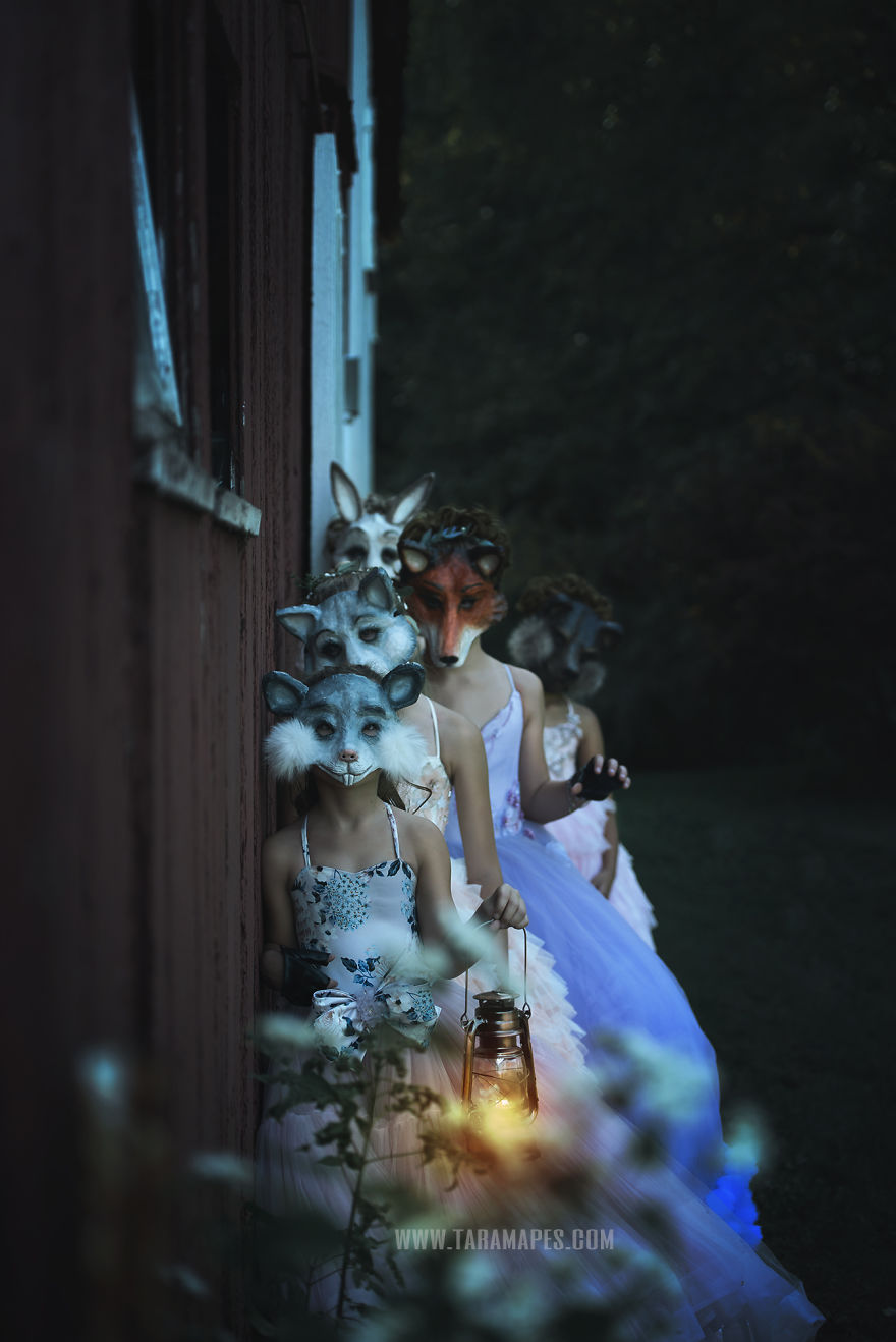 I Often Like To Mix Beauty With A Lil' Creepiness, Here Are My 12 Dark And Moody Portraits