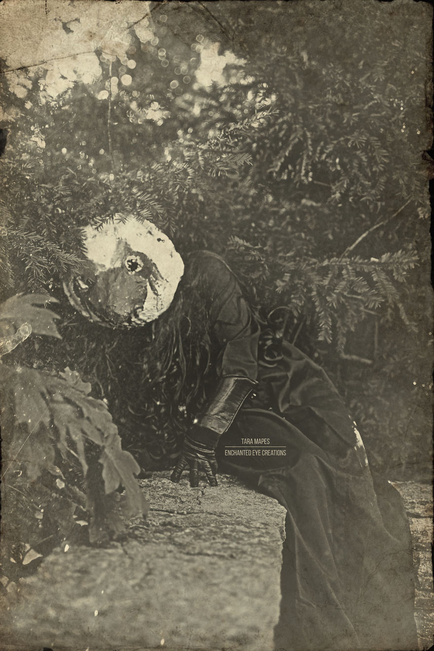 Vintage Halloween Photos Are More Disturbing Than Modern Horror Movies, So We Recreated Some (27 Pics) Vintage Halloween Photos Are More Disturbing Than Modern Horror Movies, So We Recreated Some (27 Pics)