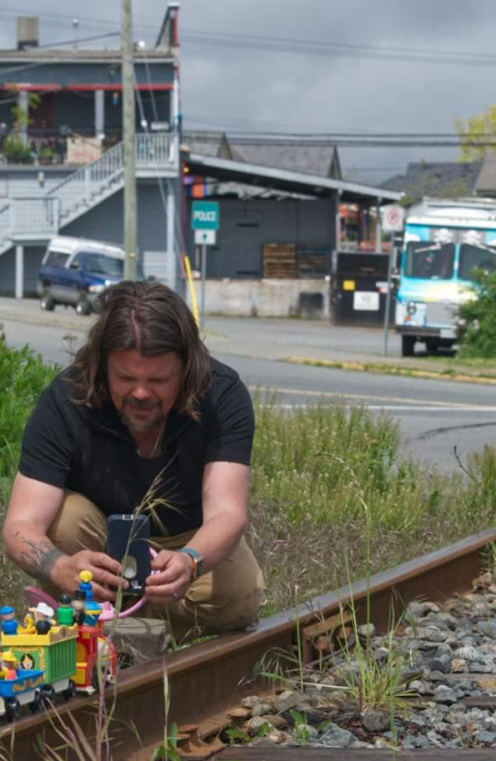 How Dan Levy, Annie Murphy, And Schitt's Creek Made My 'A Little Bit Alexis'/Fisher Price Tribute Go Viral