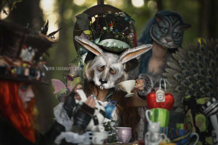 Here Are My 30 Pics Of My Alice In Wonderland Photoshoot Which Took 6 Months To Make