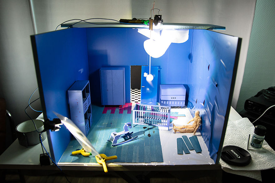 I Create Hyperrealistic Sceneries Using Miniature Sets I Create Hyperrealistic Sceneries Using Miniature Sets