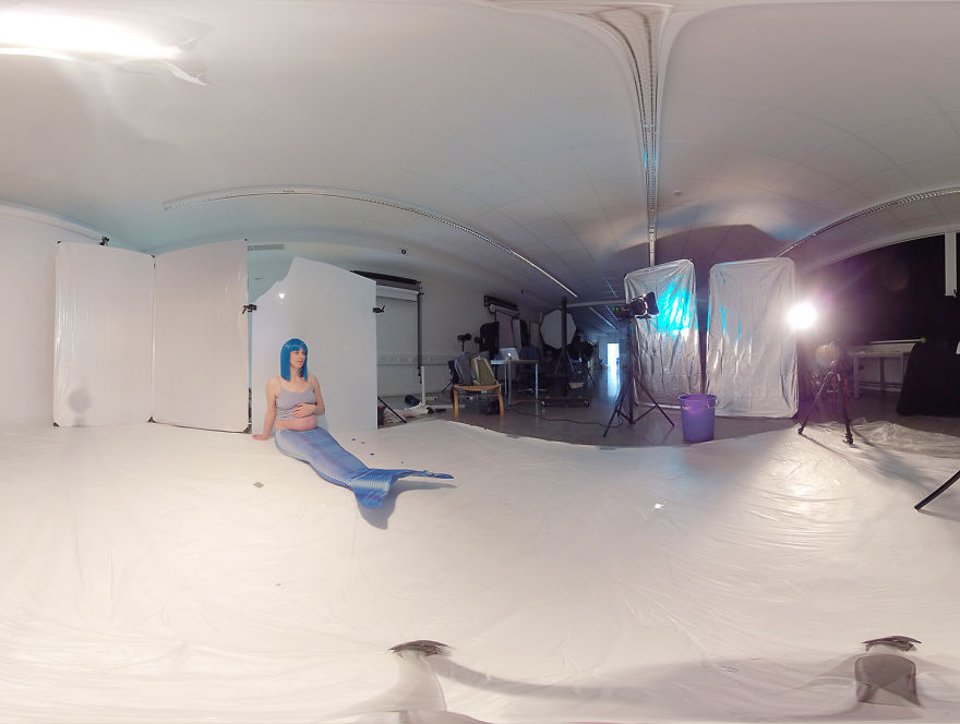 I Create Hyperrealistic Sceneries Using Miniature Sets I Create Hyperrealistic Sceneries Using Miniature Sets