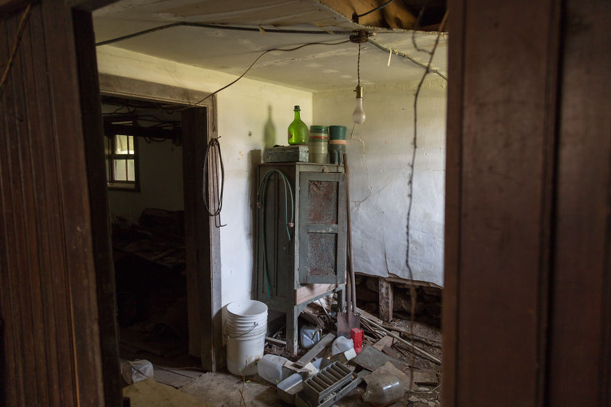 This Confederate Colonel’s House Was Left Behind With All Its Belongings Still Inside (26 Pics) This Confederate Colonel’s House Was Left Behind With All Its Belongings Still Inside (26 Pics)