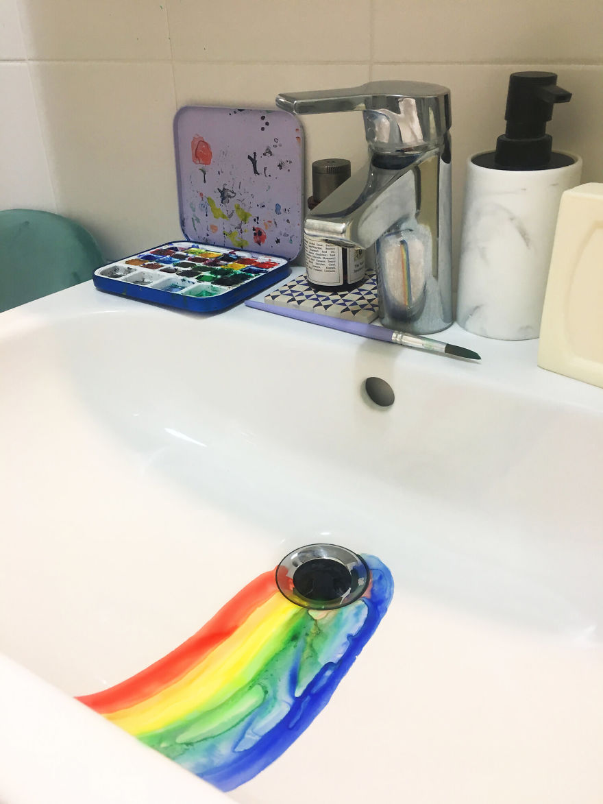 Artist Uses Her Sink As A Canvas And Lets The Water Destroy Her Paintings 24 Hours Later (26 Pics)