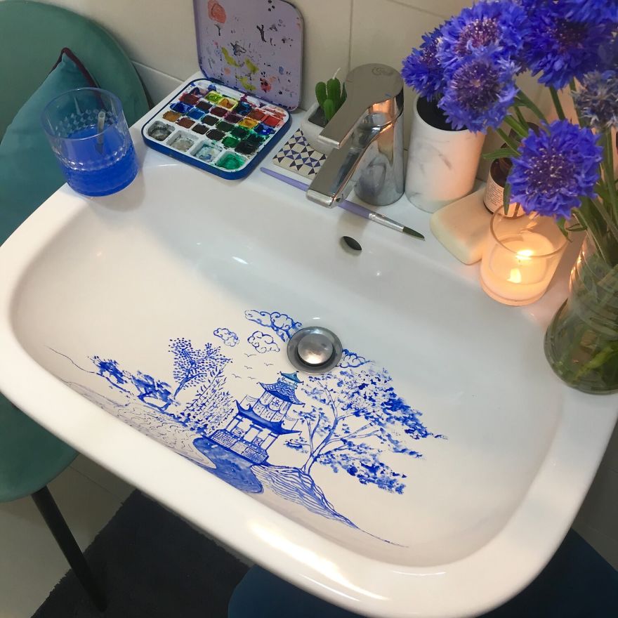 Artist Uses Her Sink As A Canvas And Lets The Water Destroy Her Paintings 24 Hours Later (26 Pics) Artist Uses Her Sink As A Canvas And Lets The Water Destroy Her Paintings 24 Hours Later (26 Pics)