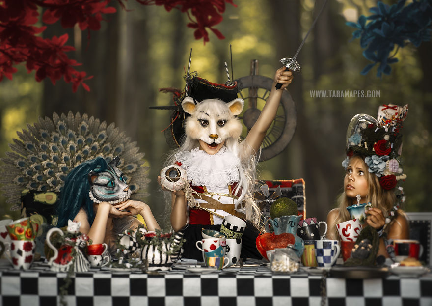 Here Are My 30 Pics Of My Alice In Wonderland Photoshoot Which Took 6 Months To Make