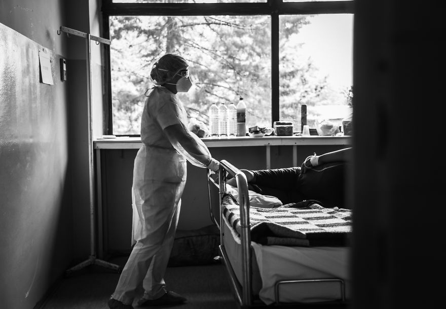 At The Front Lines, A Battle With The Coronavirus Is Fought Until The Last Breath At The Front Lines, A Battle With The Coronavirus Is Fought Until The Last Breath