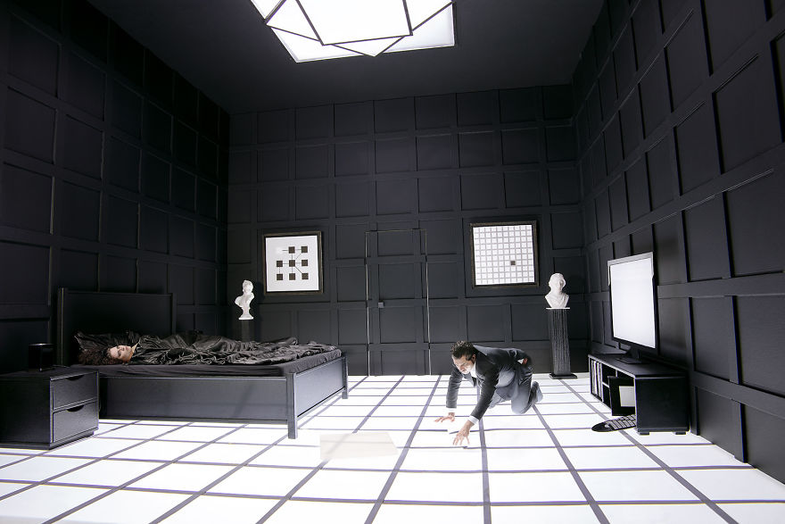 I Create Hyperrealistic Sceneries Using Miniature Sets