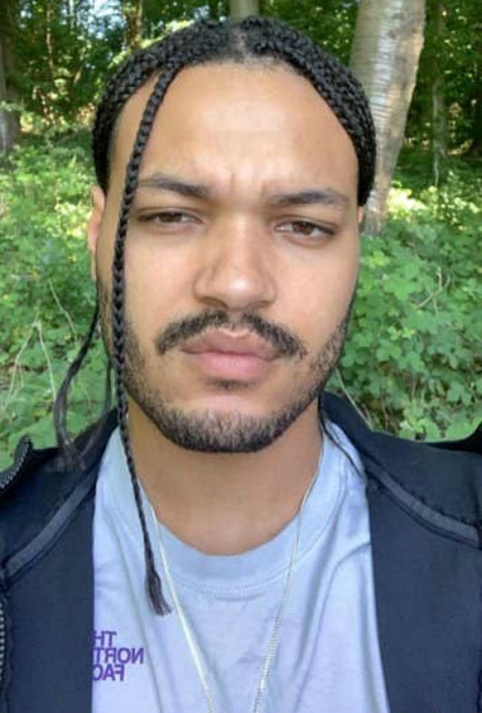 Guy Jokes That He Hasn&rsquo;t Seen His &lsquo;Wife&rsquo; Since They Got 'Married' In Preschool, Reunites After 16 Years On Twitter