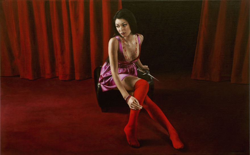 33 Hyper-Realistic Women In Magazine Poses With Their Flaws And Imperfections That Look Like Photographs