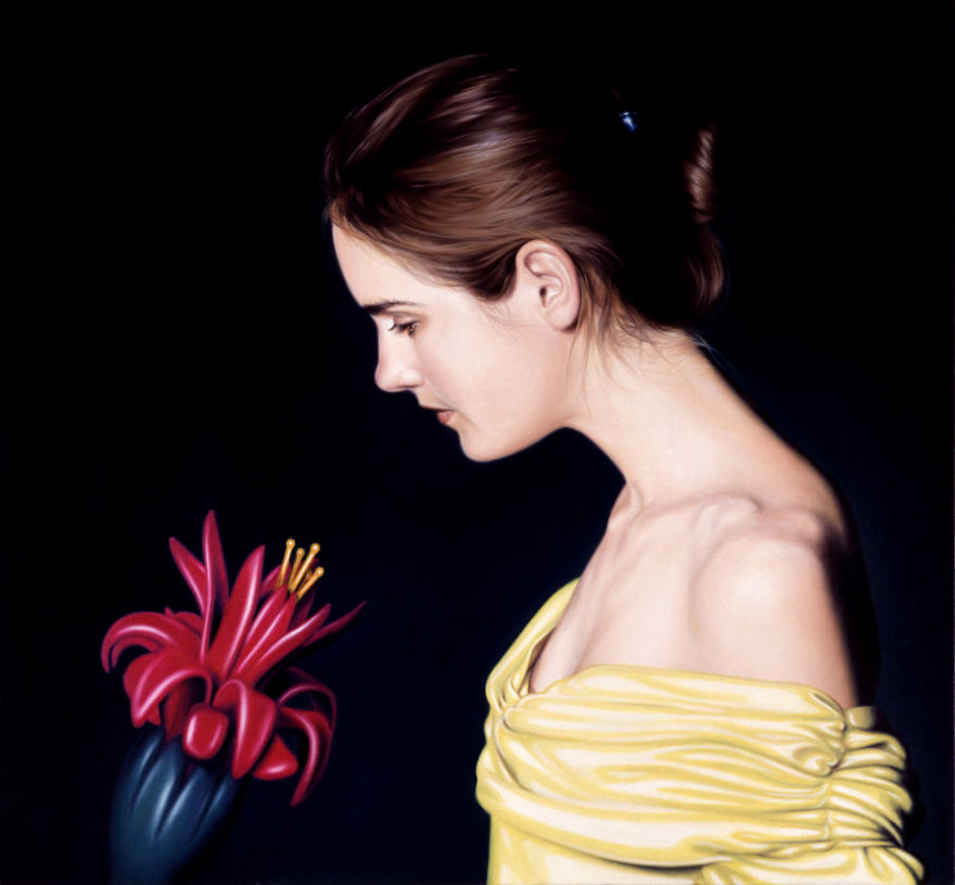 33 Hyper-Realistic Women In Magazine Poses With Their Flaws And Imperfections That Look Like Photographs