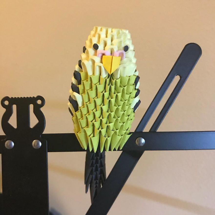 Artist Folds Amazing 3D Animals Out Of Strips Of Paper (19 Pics) Artist Folds Amazing 3D Animals Out Of Strips Of Paper (19 Pics)