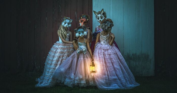 I Often Like To Mix Beauty With A Lil’ Creepiness, Here Are My 12 Dark And Moody Portraits