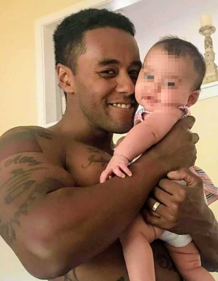 Black Police Officer Asks People To Stop Hating On Him In A Heartbreaking Post Black Police Officer Asks People To Stop Hating On Him In A Heartbreaking Post