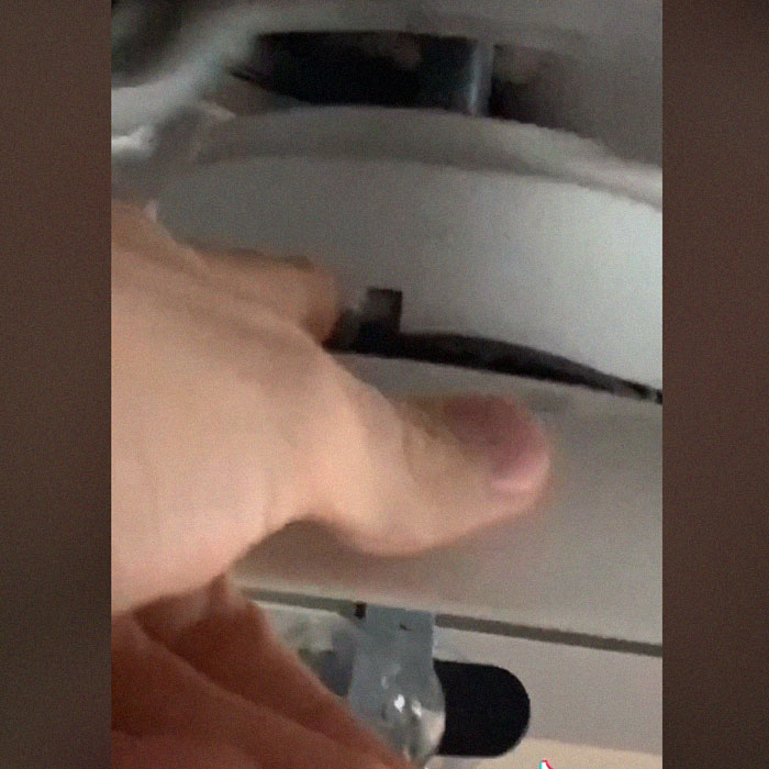 Apparently, Ceiling Fans Have A Dual Purpose Switch But Not Everyone Knows That