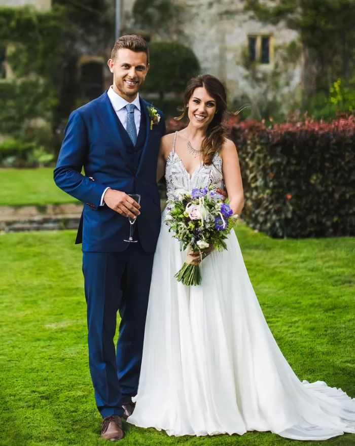 Engaged Couple Thinks They Met In University, Mom Figures Out They Actually Met On A Family Vacation In 1997 Engaged Couple Thinks They Met In University, Mom Figures Out They Actually Met On A Family Vacation In 1997