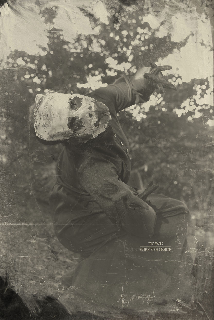 Vintage Halloween Photos Are More Disturbing Than Modern Horror Movies, So We Recreated Some (27 Pics) Vintage Halloween Photos Are More Disturbing Than Modern Horror Movies, So We Recreated Some (27 Pics)