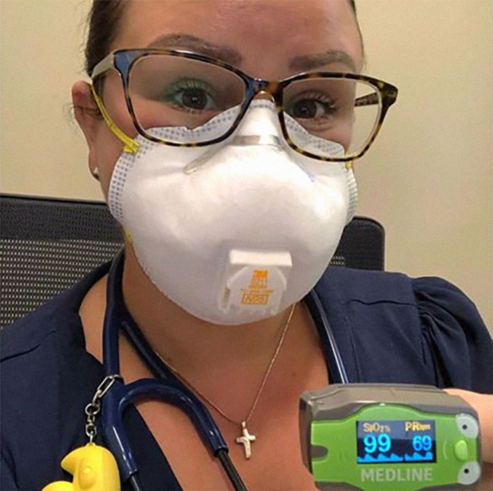 Doctor Demonstrates What Happens When You Wear Different Masks Doctor Demonstrates What Happens When You Wear Different Masks