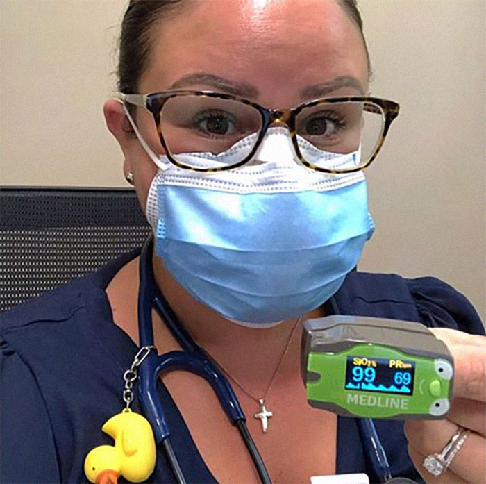 Doctor Demonstrates What Happens When You Wear Different Masks Doctor Demonstrates What Happens When You Wear Different Masks