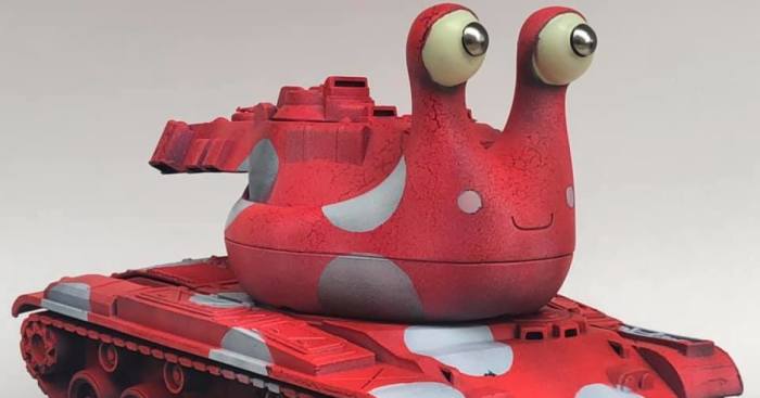 I Make Sci-Fi Sculptures From Toys And More