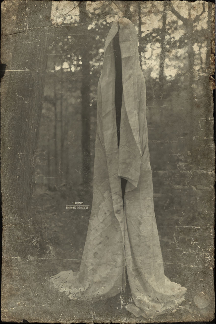 Vintage Halloween Photos Are More Disturbing Than Modern Horror Movies, So We Recreated Some (27 Pics) Vintage Halloween Photos Are More Disturbing Than Modern Horror Movies, So We Recreated Some (27 Pics)