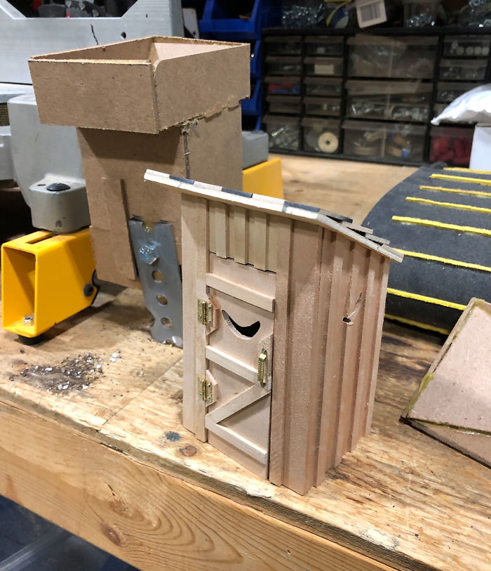 Canadian Guy Is Growing Superhot Peppers Using Radio Controlled Equipment And The Whole Process Is A Rare Sight