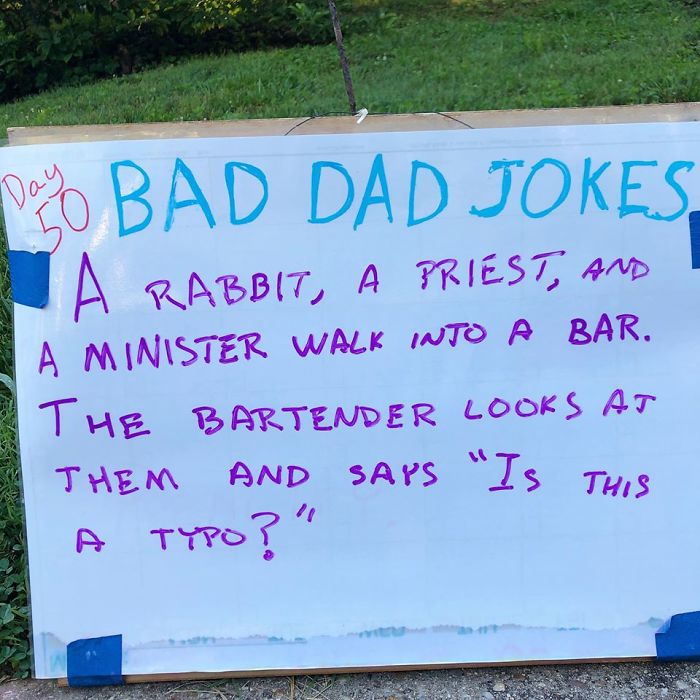 Man-Posts-Toms-Bad-Dad-Jokes-On-His-Lawn