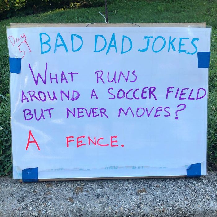 Man-Posts-Toms-Bad-Dad-Jokes-On-His-Lawn