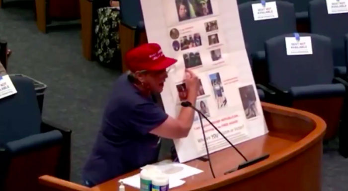 People Throwing Tantrums About Face Masks Get Edited Into A "Parks And Rec" Town Hall Meeting People Throwing Tantrums About Face Masks Get Edited Into A "Parks And Rec" Town Hall Meeting