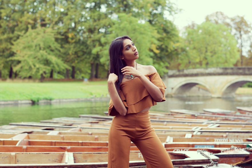 I Captured Modern-Day Disney Princesses And Their Fairytale Life In Cambridge